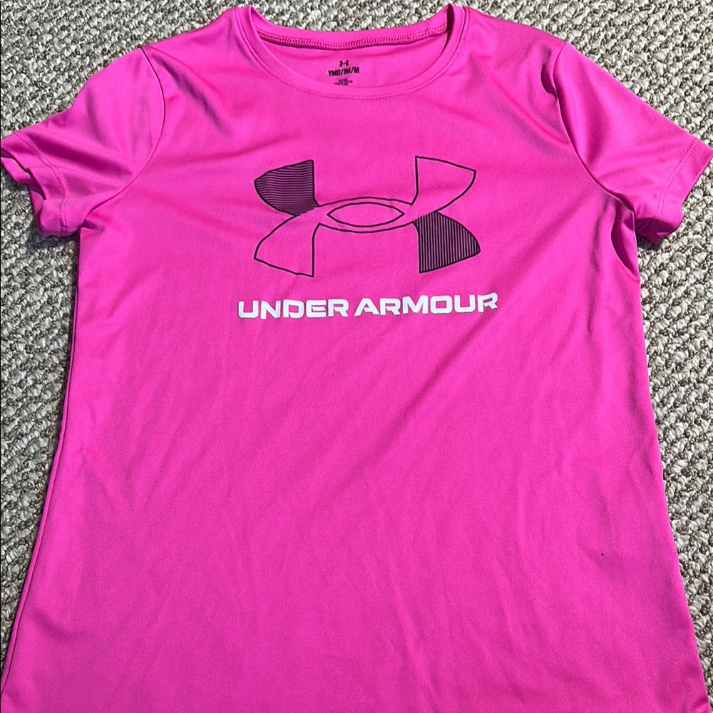 Under Armour short sleeve top